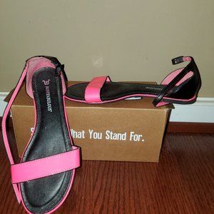 size 8 1/2 hot pink sandals